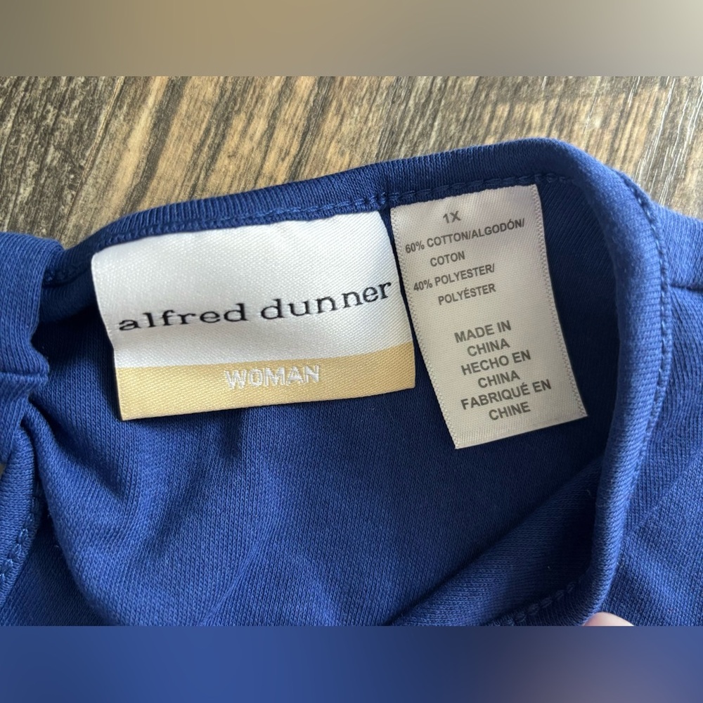 ALFRED DUNNER Women’s Blue Blouse Top Embroidered Beaded Floral Short Sleeve 1X - Picture 2 of 7